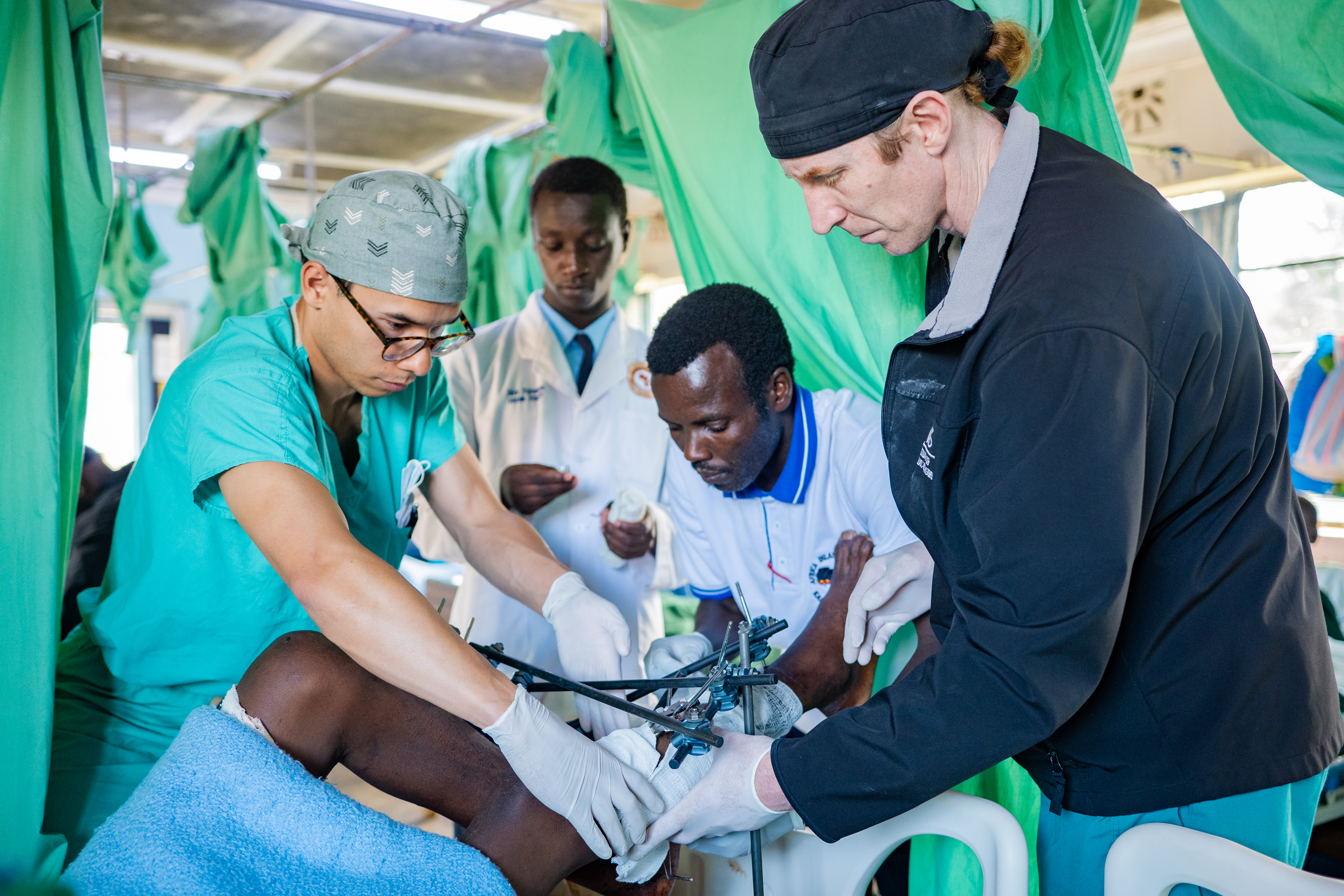 Kapsowar Orthopedics